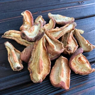 خرید میوه گلابی